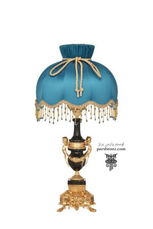 آباژور رومیزی کلاسیک برنز برنجی ساده برنزی روی کنسول اتاق خواب کنار تخت