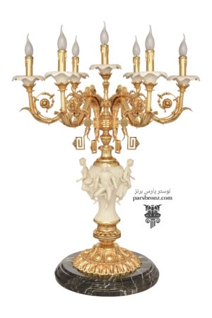 شمعدان رومیزی برنجی برنز فانتزی کلاسیک مدرن جدید روی ناهارخوری سفید