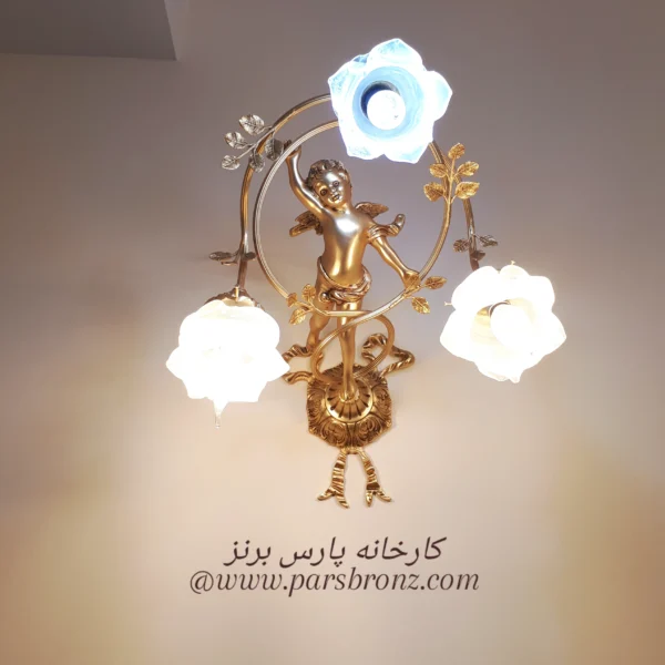 دیوارکوب برنز خاص کلاسیک لوستر و شمعدان دیواری برنزی دست ساز زیبا سبک آنتیک
